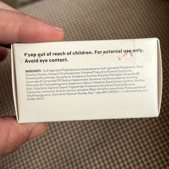 EM Cosmetics Color Drops Serum Blush in Rose Milk - Picture 9 of 10